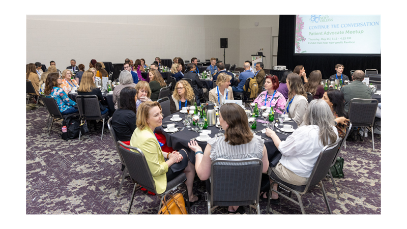 Participants chat at the Patient Advocate Conection Lunch during the 28th Annual Meeting.